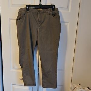 Democracy Women's Skinny Pants - Khaki